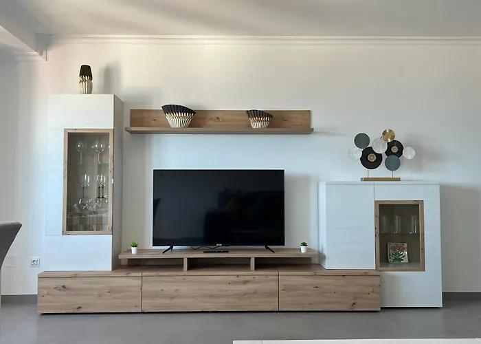 Maria De Lucia- Atico Apartmán Arou